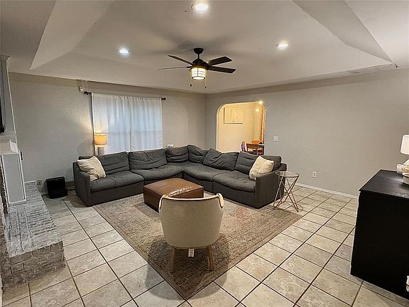 5th image of 6709 NW 124th Ter
