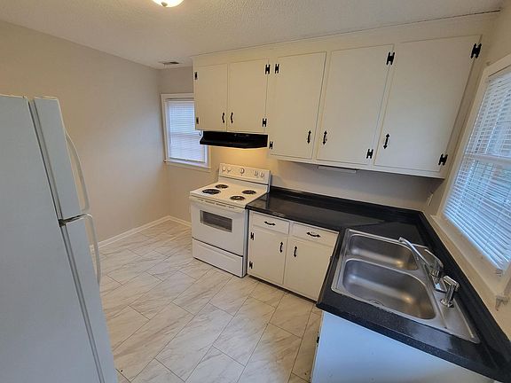 4th image of 165 & 167 W Braxton Foushee St #Fc07d2852