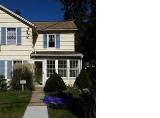 425 Middle Tpke E, Manchester, CT 06040