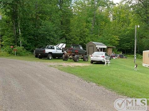 2nd image of 5024 Elm Rd