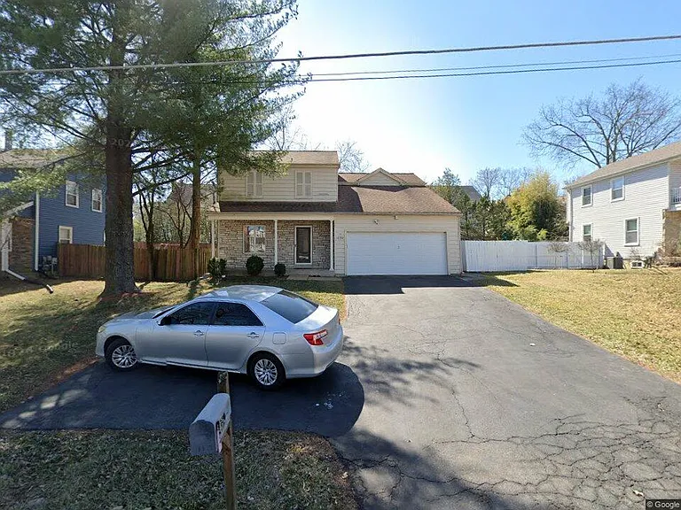 10352 Conway Rd — Photo 1