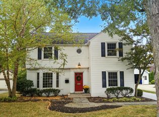 1527 Berkshire Rd, Columbus, OH 43221