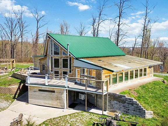 3rd image of 489 Sally J Rd