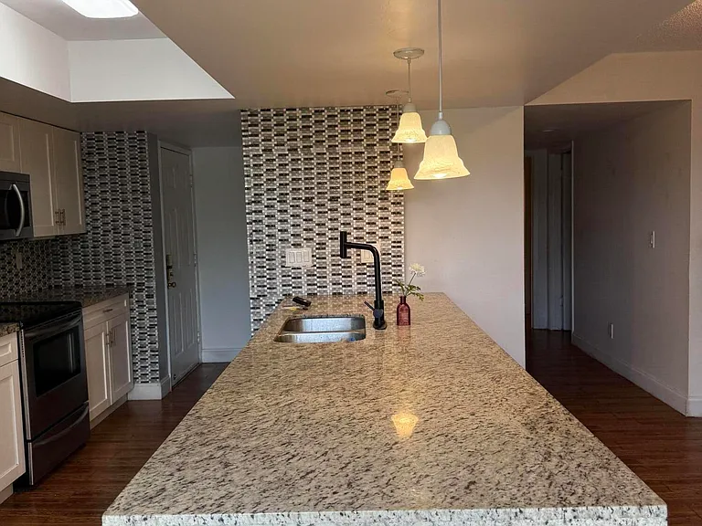 4259 NW Wood Ride #E — Photo 17