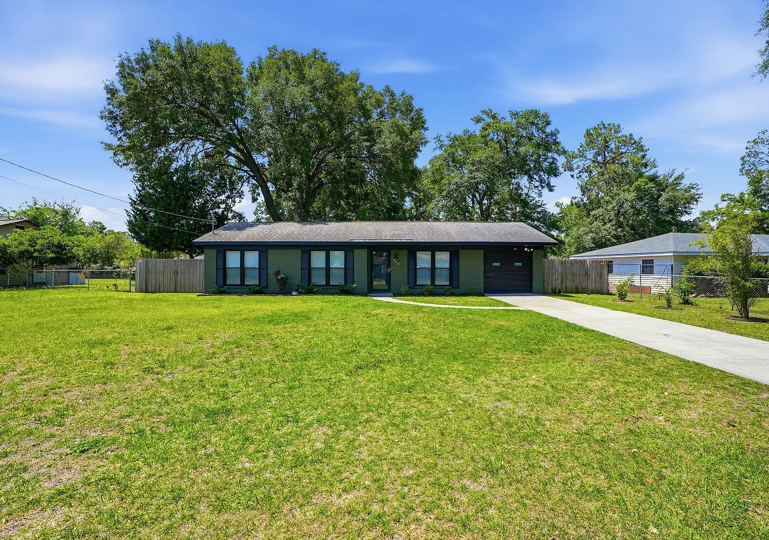 Ranch Home For Lease Near Fort Stewart — Photo 1