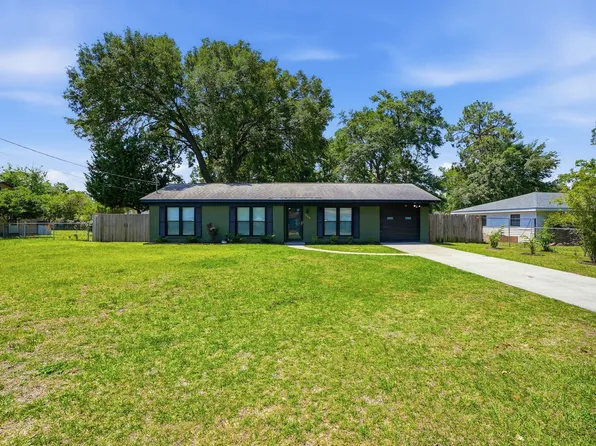 703 Pineview Ct, Hinesville, GA 31313