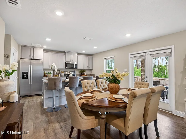 5438 Leeds Ln — Photo 19