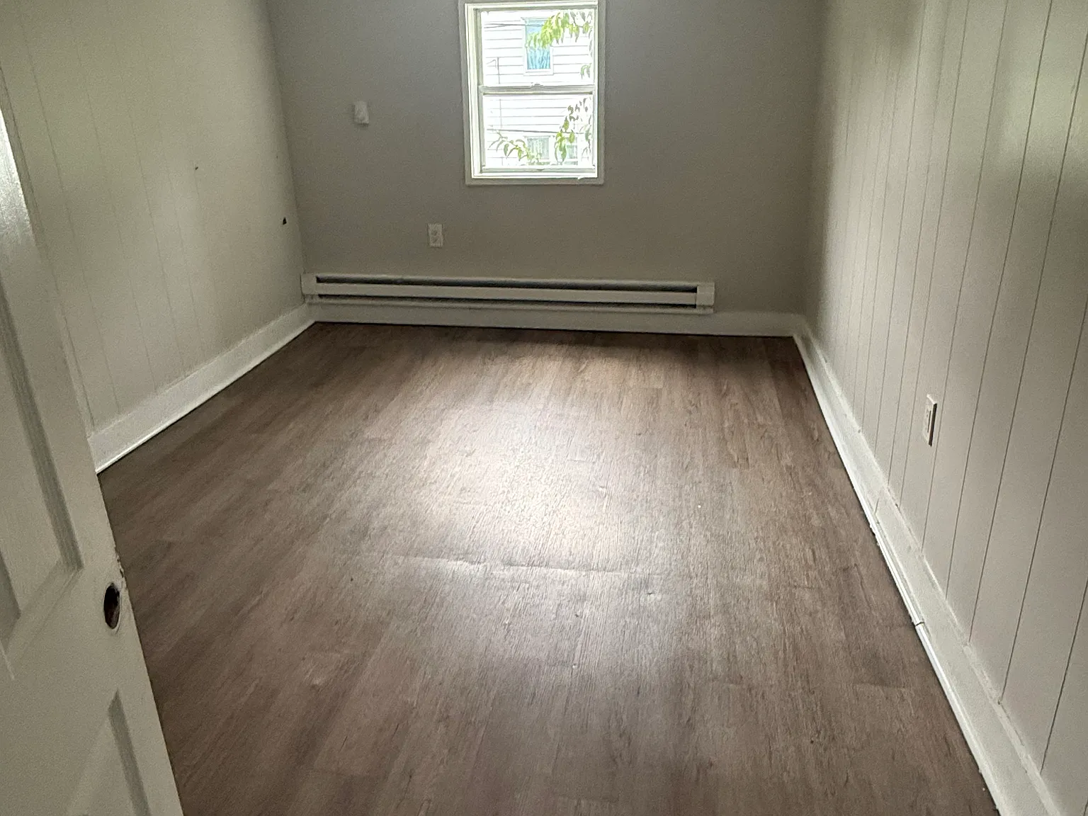 3 bed, 1.5 bath, $1,350 — Photo 4