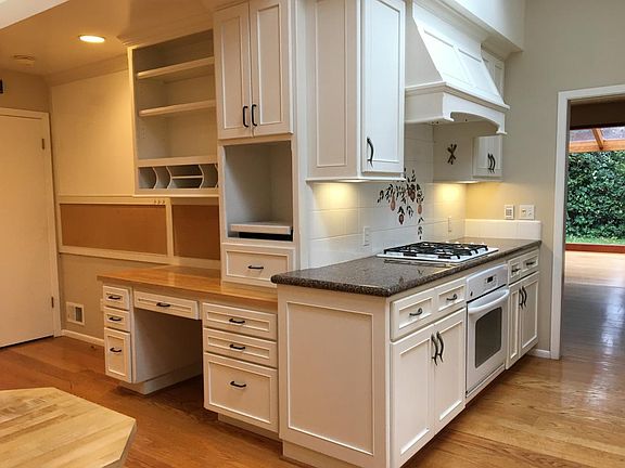 Kitchen Stove/Office Area