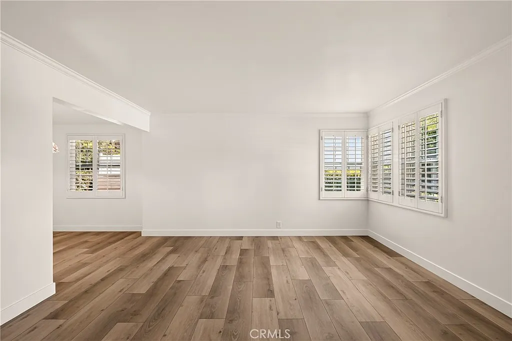3 bed, 1201 sqft, $4,250 — Photo 3