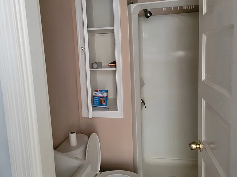 11 Park Ave — Photo 18