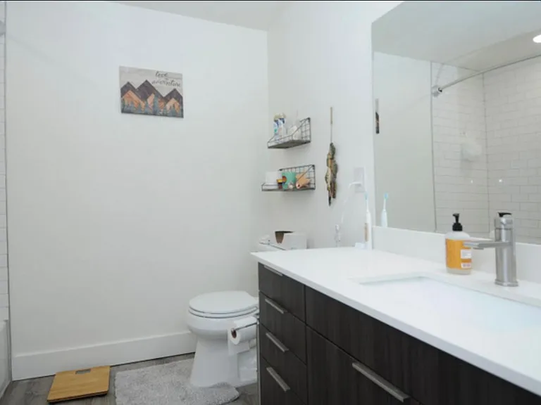 15086 S Rosslyn Cv — Photo 4