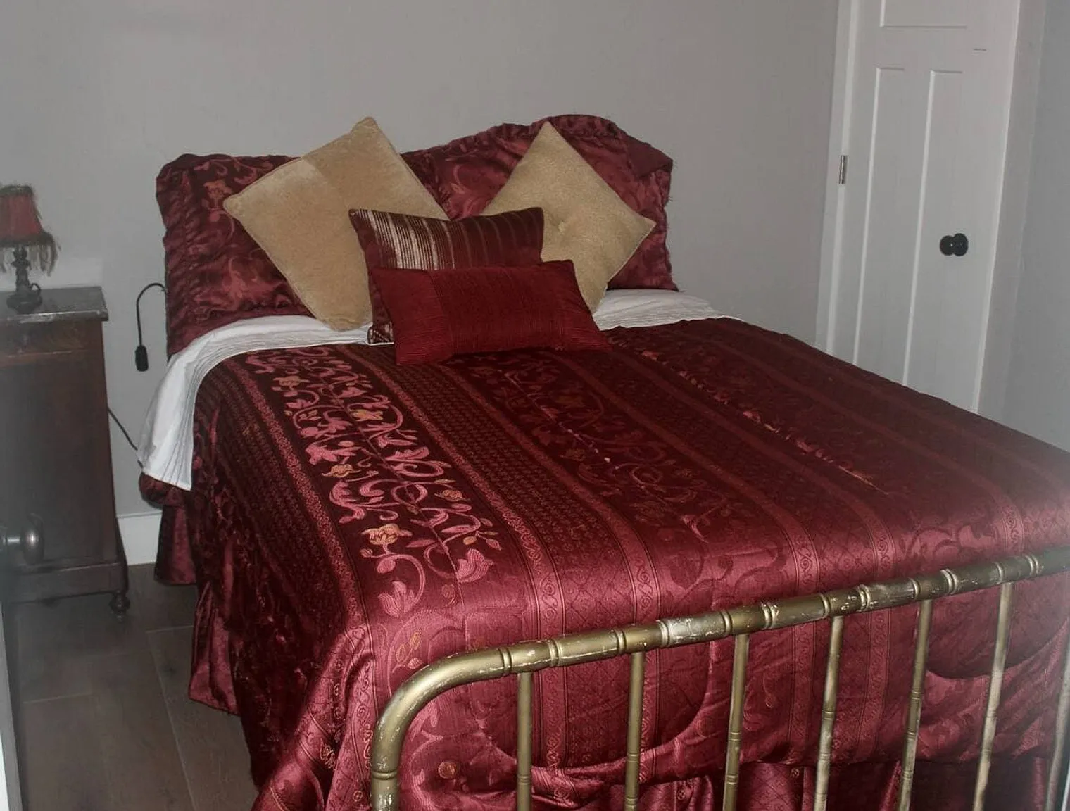 4 bed, 3.0 bath, $7,911 — Photo 4