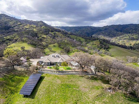 5th image of 7685 Pleasants Valley Road