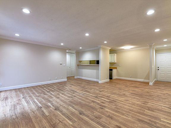 2nd image of 1850 Pruneridge Ave #29