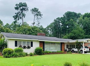 125 Lewis St, Tifton, GA 31794