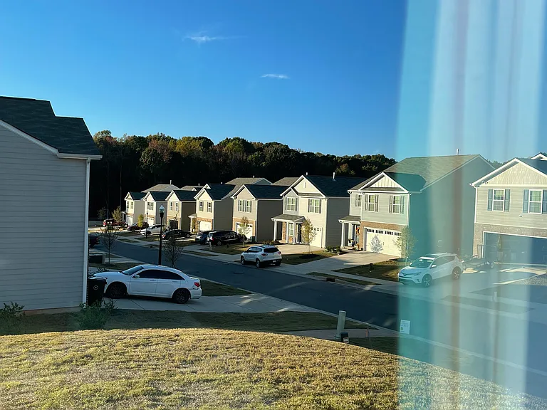 2131 Redstone Dr — Photo 16