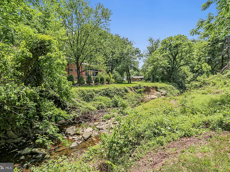 10617 Wheatley St — Photo 35