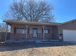 3413 SW 29th Ter, Topeka, KS 66614