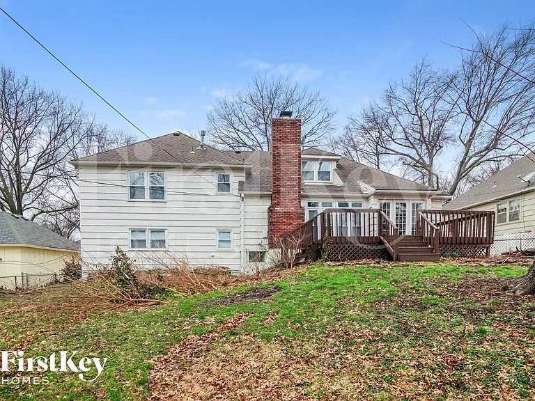 9613 Beverly Dr — Photo 15