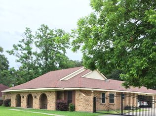 302 Grossie Dr, Lafayette, LA 70501