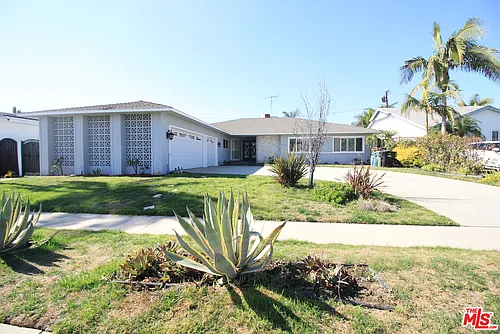 6605 S Sherbourne Dr Photo 1