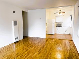 11850 1/2 Oxnard St, North Hollywood, CA 91606