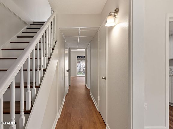 4th image of 1310 Dulles Dr APT D