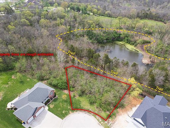 3rd image of 115 Carmel Ln