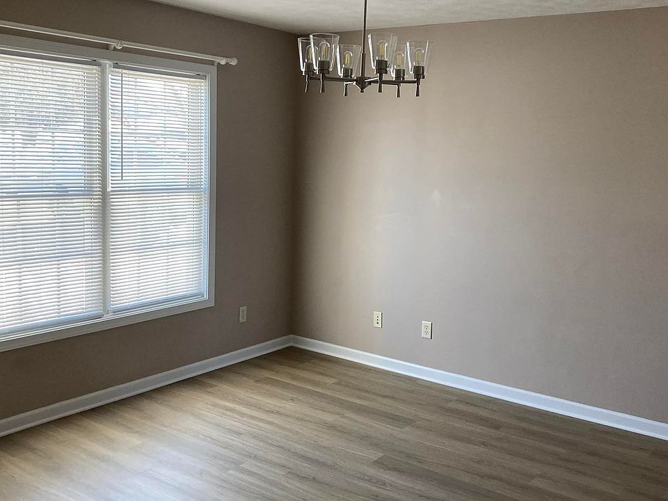 1st image of 325 Joyce Dr
