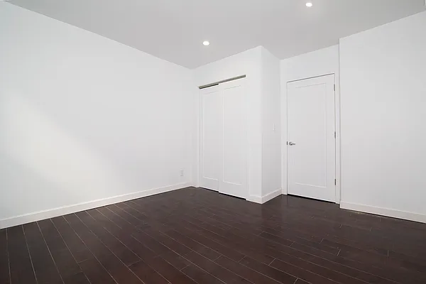 Rented by REAL New York | media 9