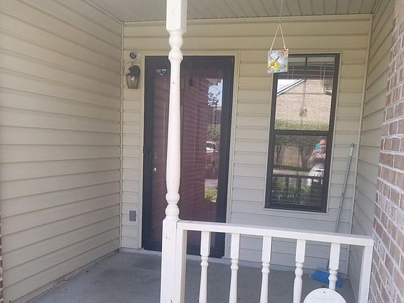 2nd image of 8469 Norway St