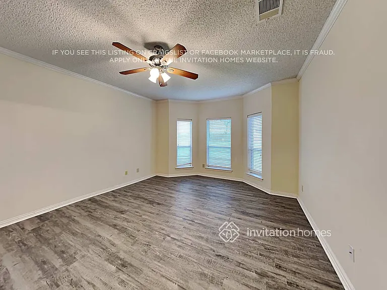 3302 Hunter Cove Dr — Photo 10