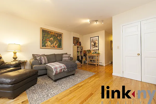 Sold by Link NY Realty | media 11