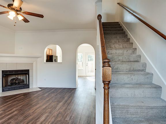 4th image of 1101 Downs Blvd APT 292