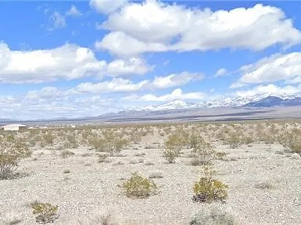 1440 E Biplane Pl, Pahrump, NV 89060