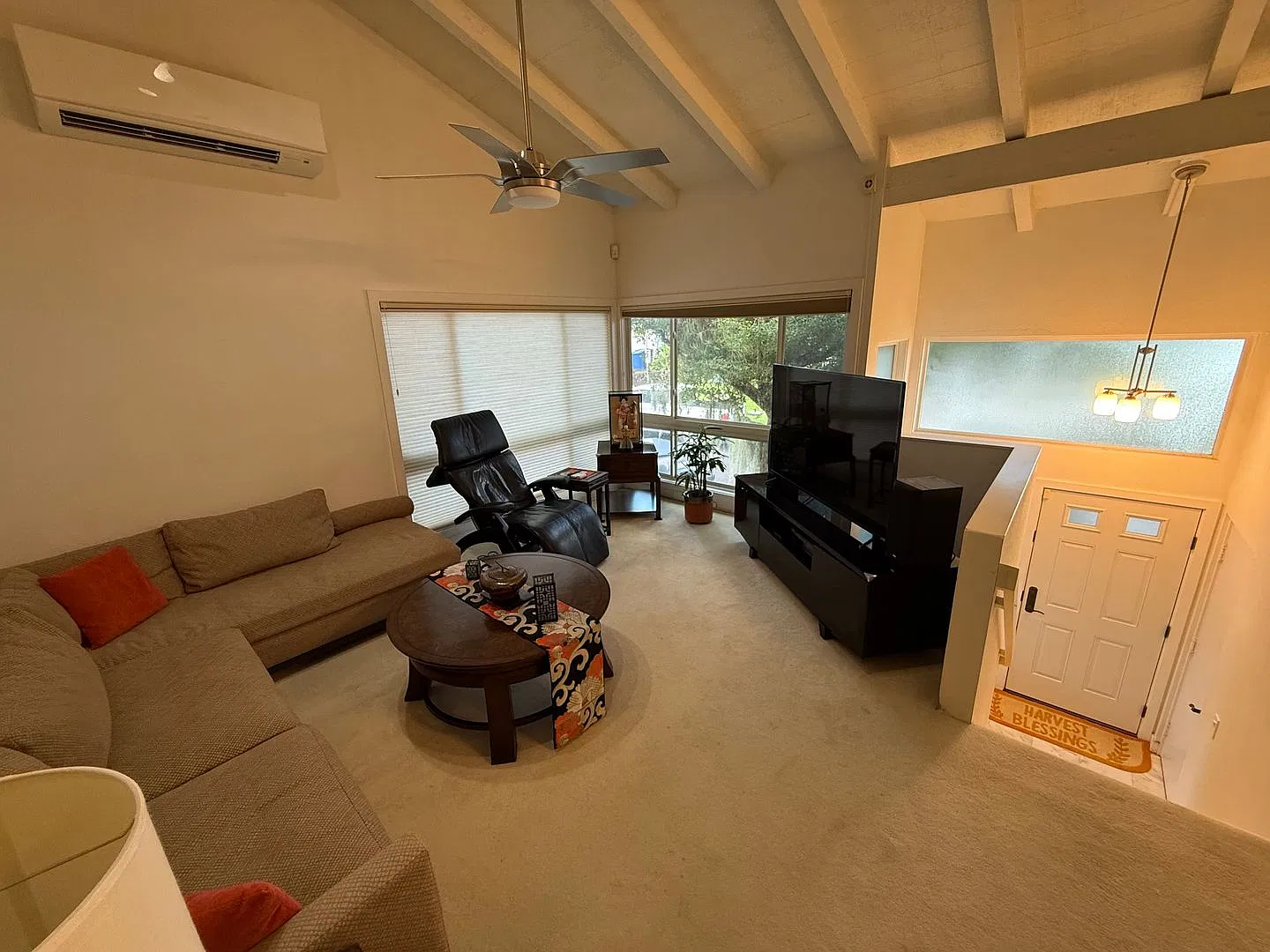 For Rent - Castle Hill 45-717 Paepuu St. — Photo 2