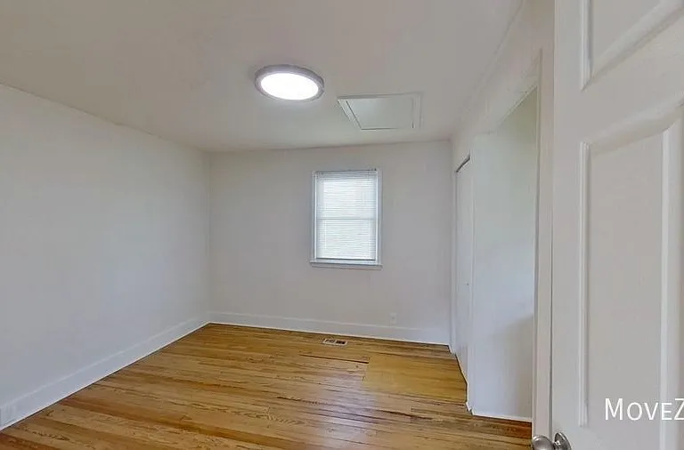 1710 Oakwood Ave — Photo 28