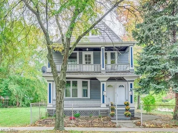 3118 W 82nd St, Cleveland, OH 44102
