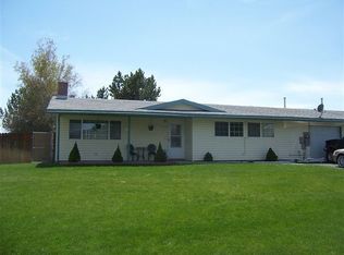 10798 McGuire Ave, Klamath Falls, OR 97603