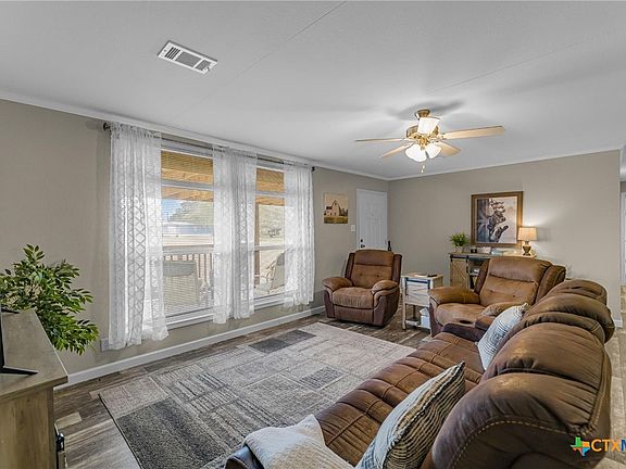 3rd image of 2610 Wendel Rd
