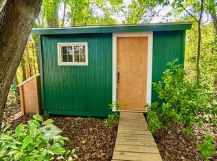 2033 Acacia Dr, Dillon, SC 29536