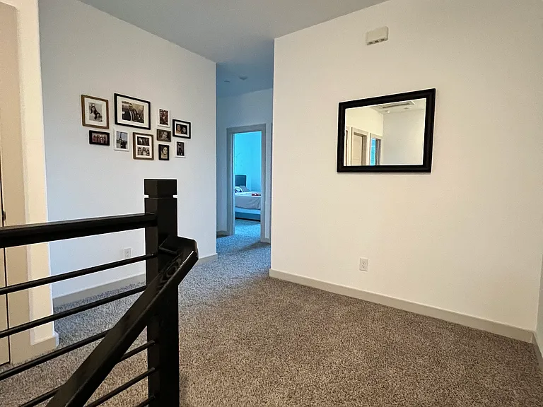 561 Eiseley Dr — Photo 4