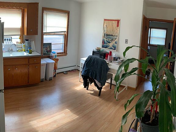 5th image of 6430 W Gunnison St #2W