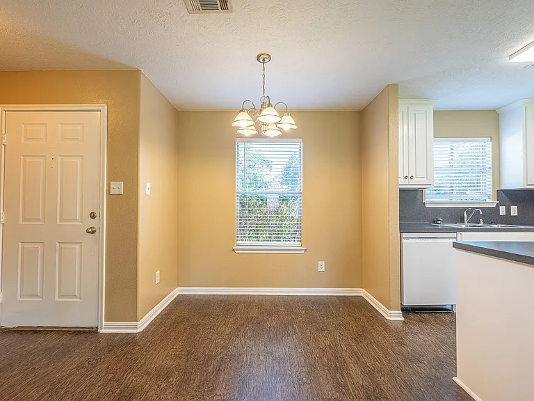 16381 Many Trees Ln — Photo 4