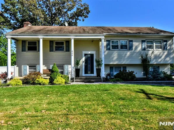 498 Forest Avenue, Paramus, NJ 07652