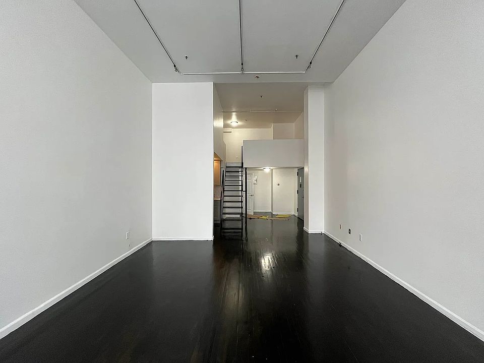 1st image of 15 Lawton St APT 9