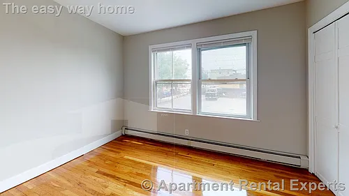 280 McGrath Hwy #1 Photo 1