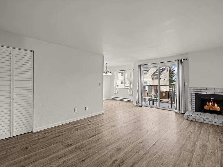 15210 Macadam Rd S #D211 — Photo 6