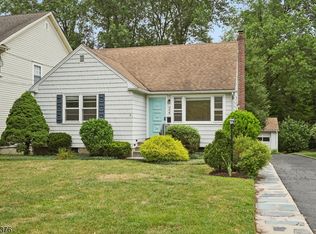 24 Greenfield Ave, Summit, NJ 07901